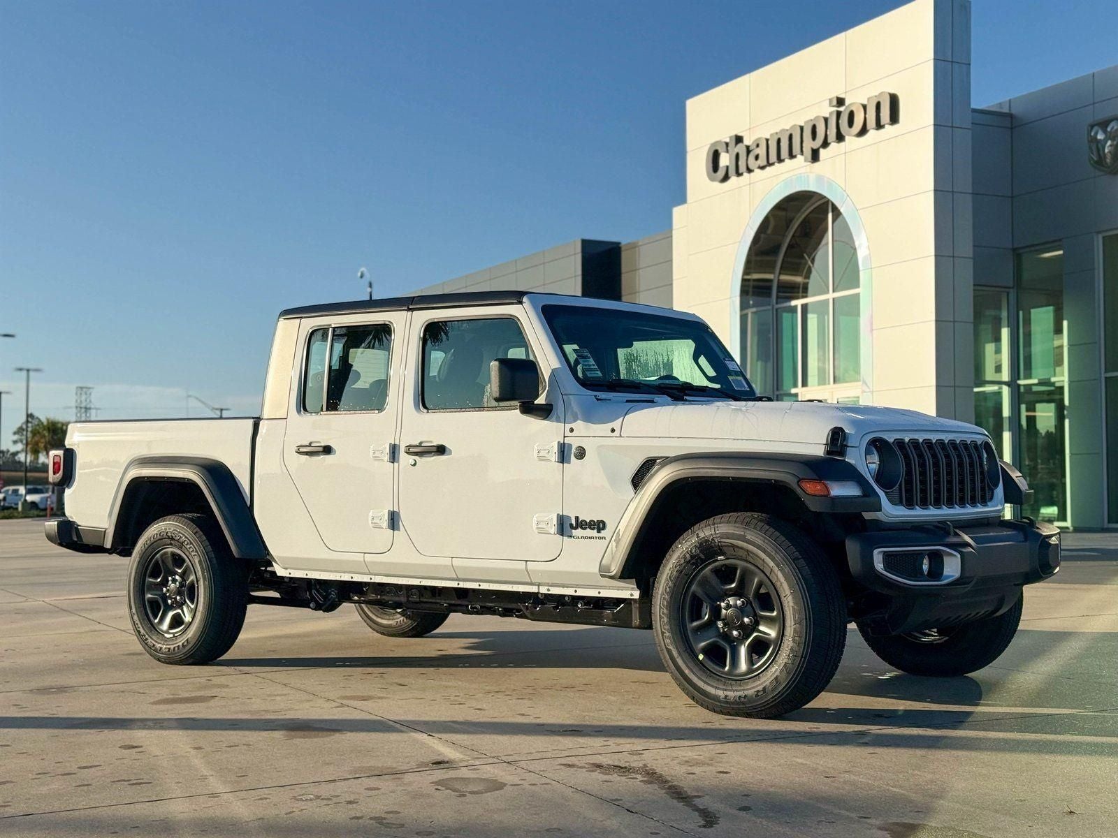 2026 Jeep Gladiator GLADIATOR SPORT 4X4 in Bright White Clear-Coat Exterior Paint — front three-quarter view