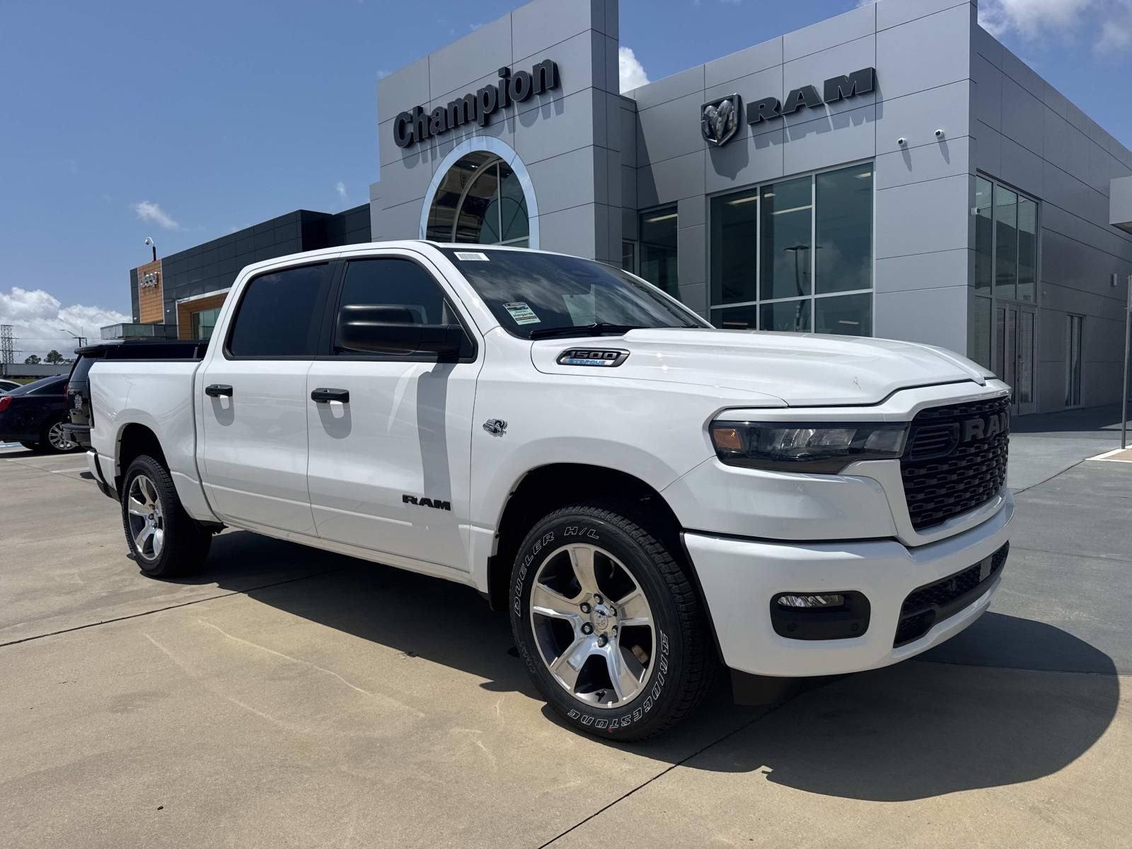 2026 RAM Ram 1500 RAM 1500 EXPRESS CREW CAB 4X2 5'7' BOX in Bright White Clear-Coat Exterior Paint — front three-quarter view