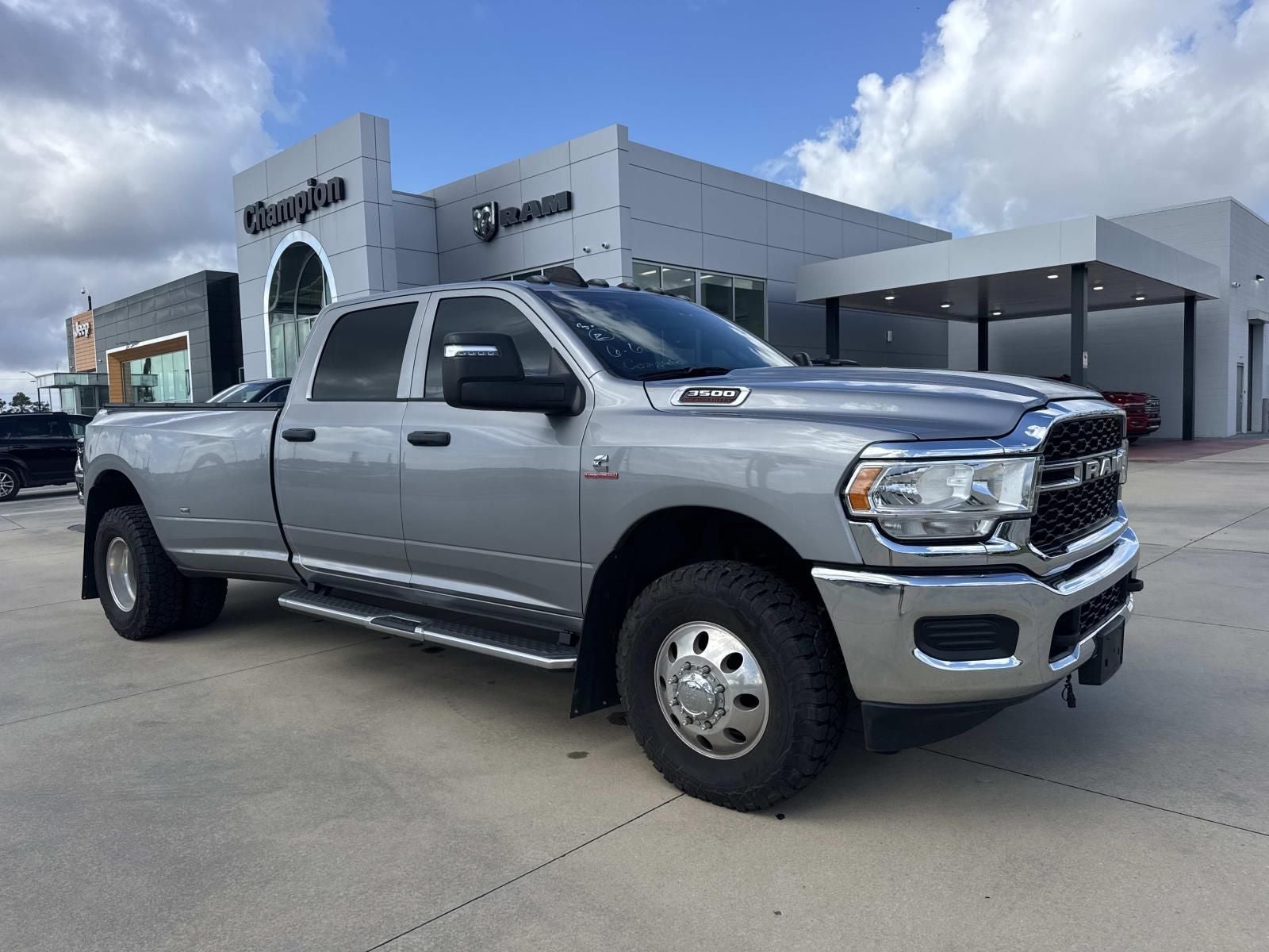 2023 RAM 3500 Tradesman Crew Cab 4x4 8' Box in Billet Silver Metallic Clearcoat — front three-quarter view